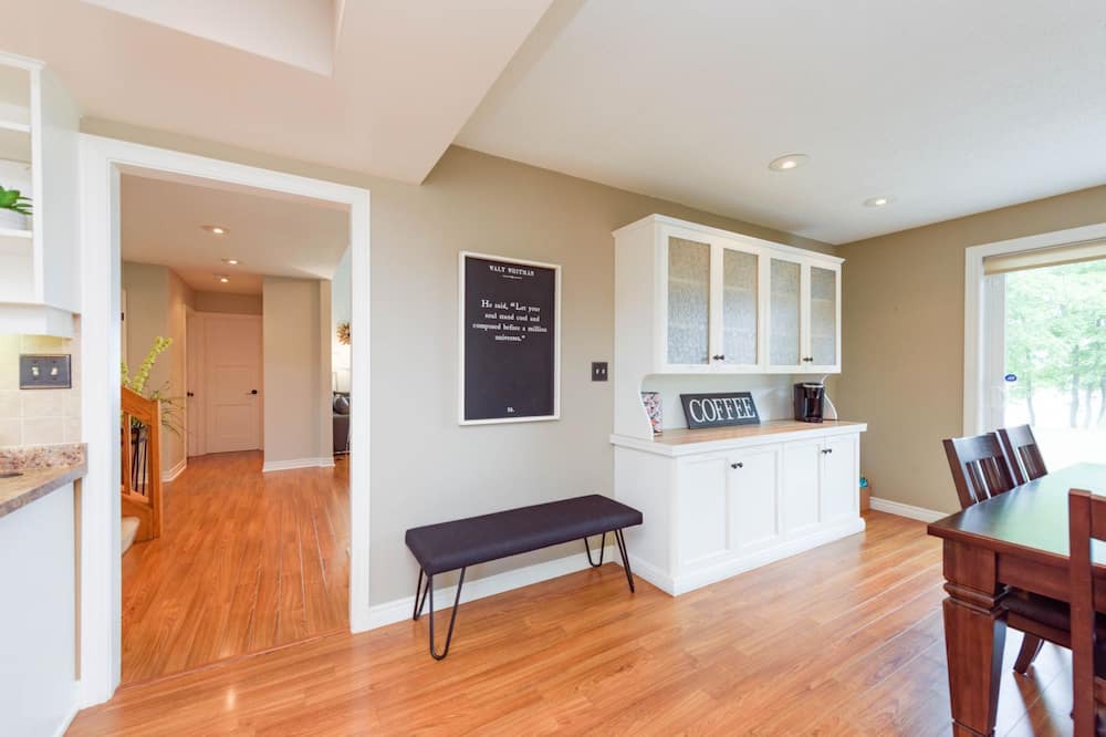 Photo of Kitchen in Stoney Creek