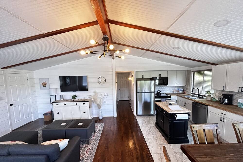 Photo of Livingroom in Andover