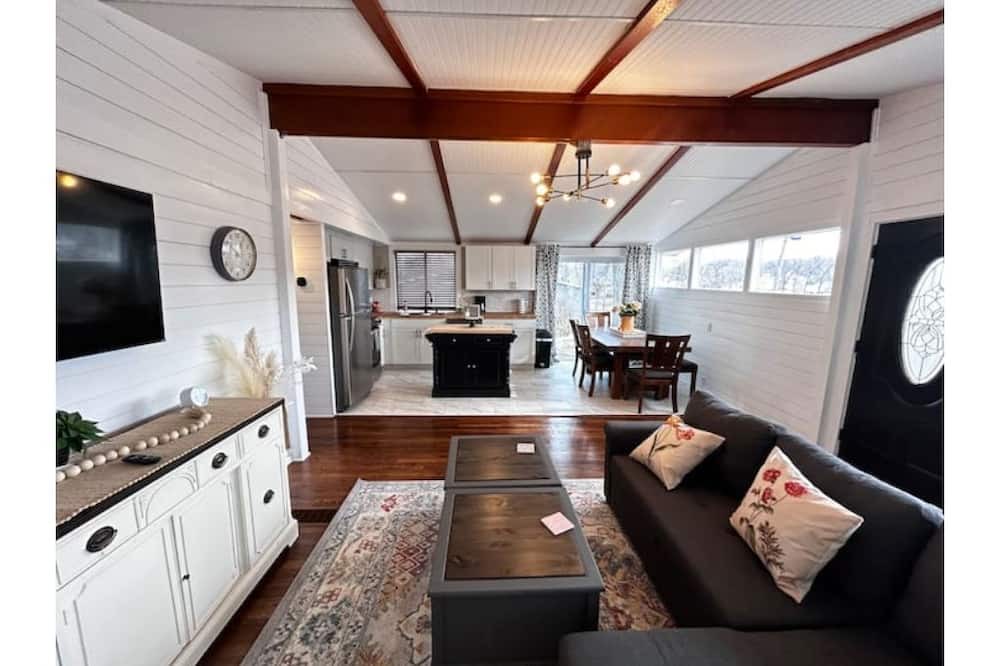Photo of Livingroom in Andover