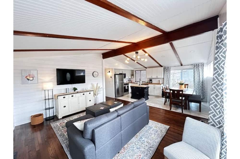 Photo of Livingroom in Andover