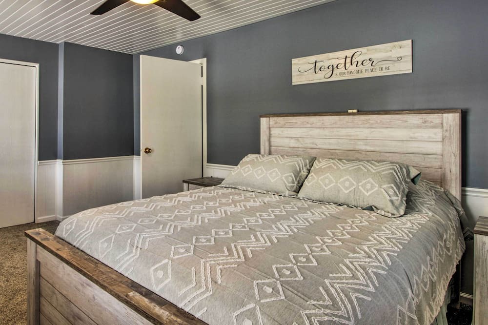 Photo of Bedroom in Avon