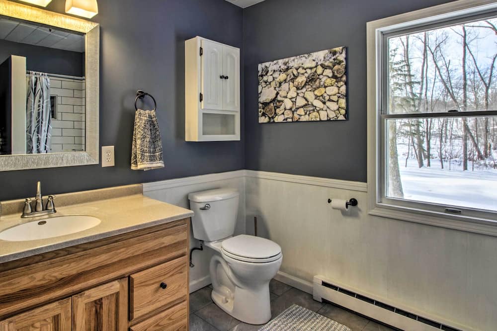 Photo of Bathroom in Avon