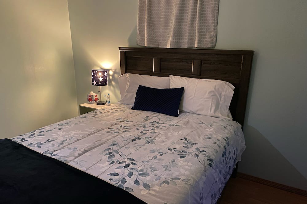 Photo of Bedroom in Iroquois Falls