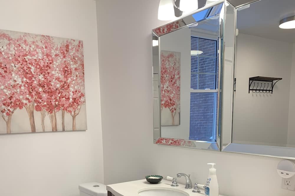 Photo of Bathroom in Tweed