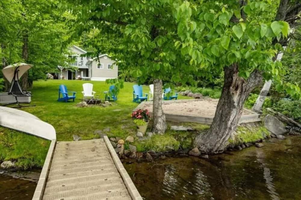 Photo of Outdoor in Perry