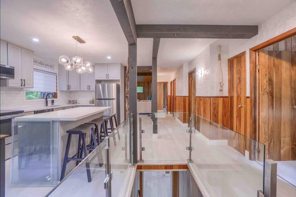 Photo of Kitchen in Coboconk