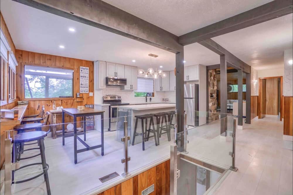 Photo of Kitchen in Coboconk