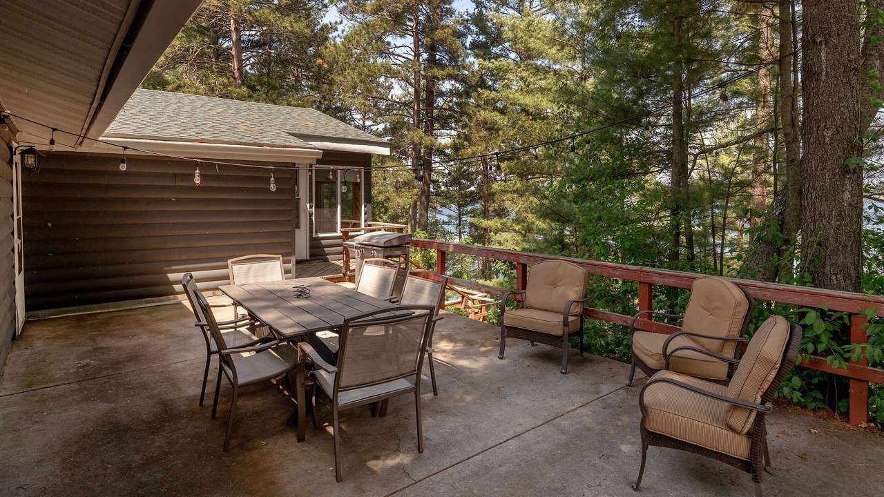 Photo of Outdoor in Motley