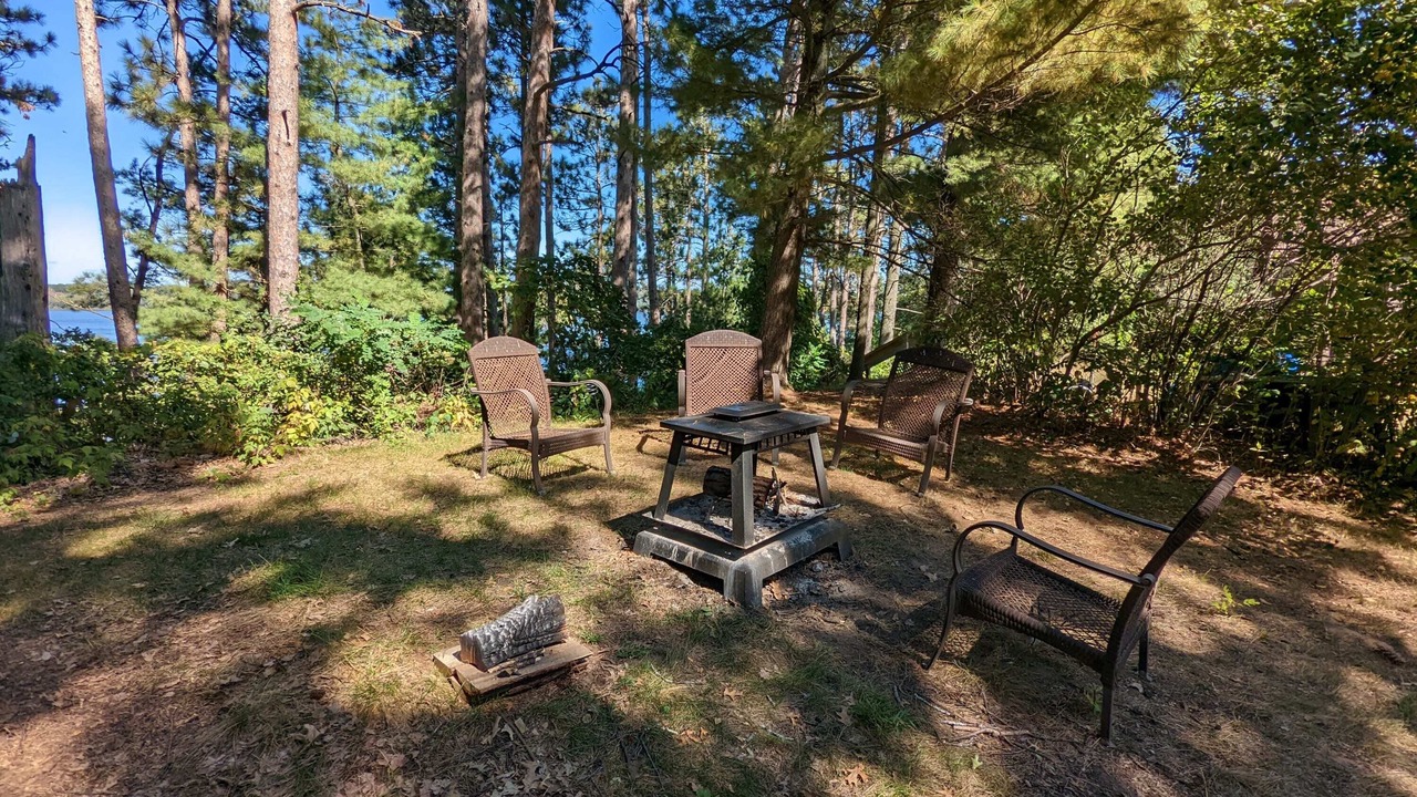 Photo of Outdoor in Motley