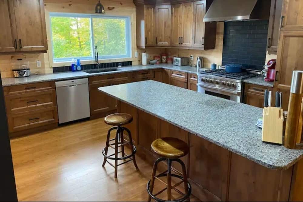 Photo of Kitchen in Manitoulin District