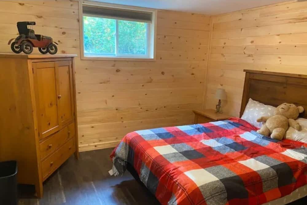 Photo of Bedroom in Manitoulin District