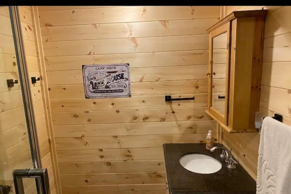 Photo of Bathroom in Manitoulin District