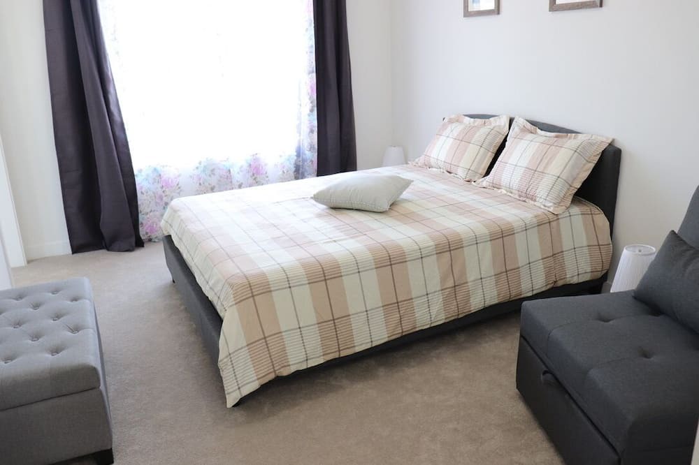 Photo of Bedroom in Newmarket