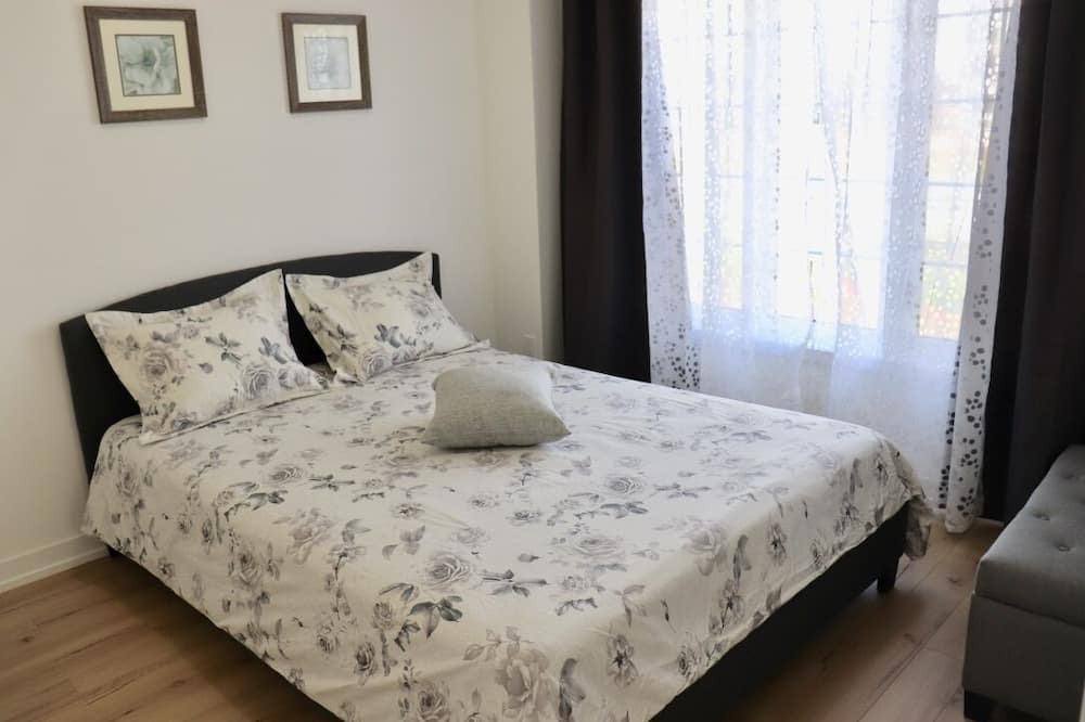 Photo of Bedroom in Newmarket