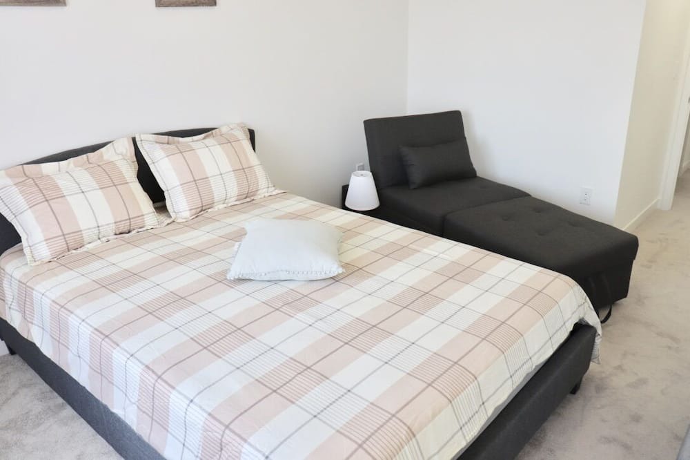 Photo of Bedroom in Newmarket