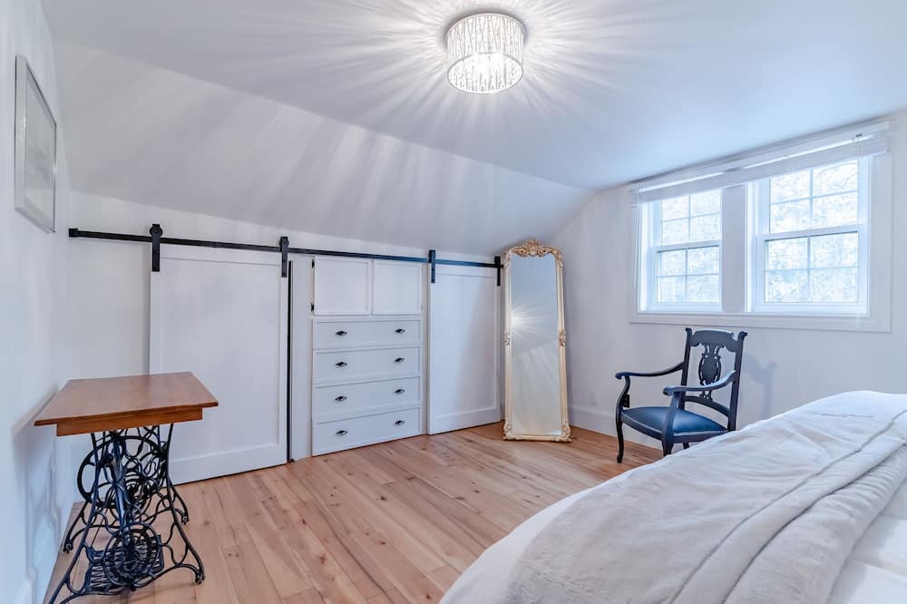 Photo of Bedroom in Elora