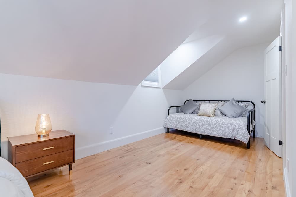Photo of Bedroom in Elora