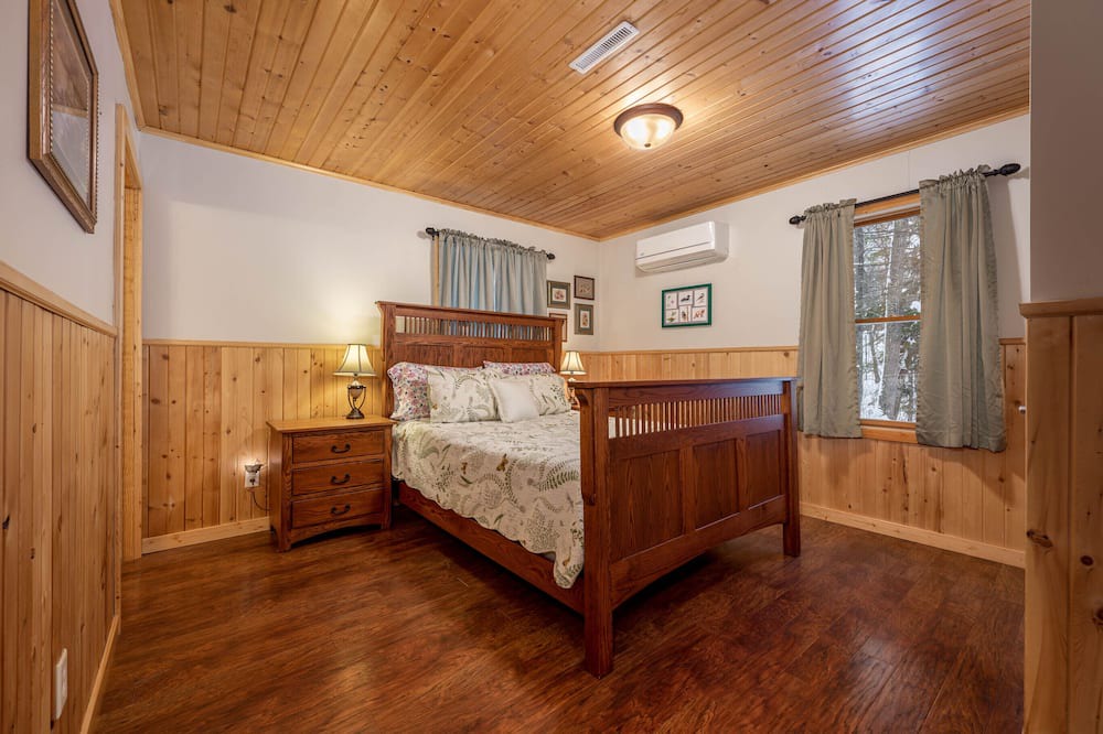 Photo of Bedroom in Bigfork