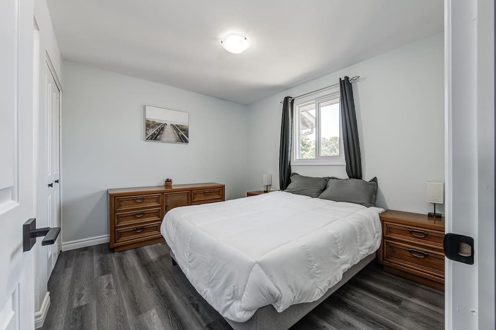 Photo of Bedroom in Exeter