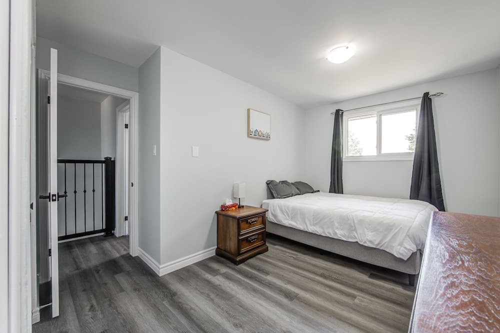 Photo of Bedroom in Exeter