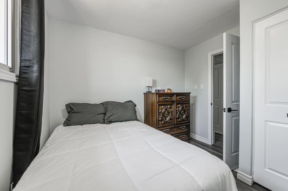 Photo of Bedroom in Exeter