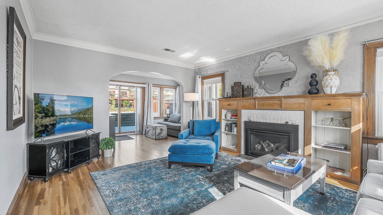 Photo of Livingroom in Southwest Minneapolis
