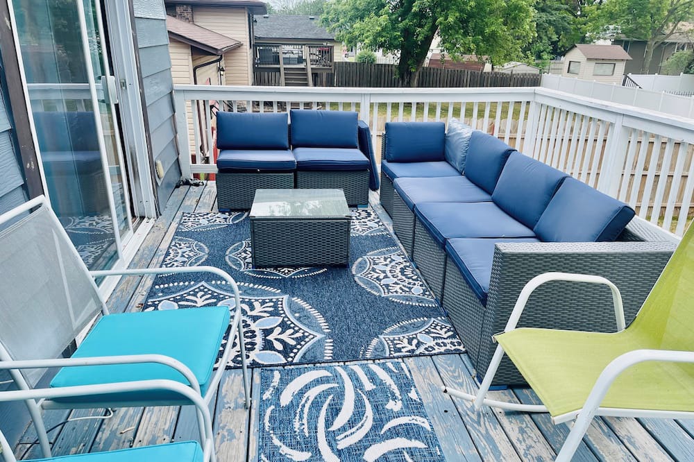 Photo of Outdoor in Maplewood