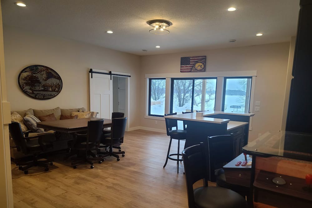 Photo of Others in Aitkin