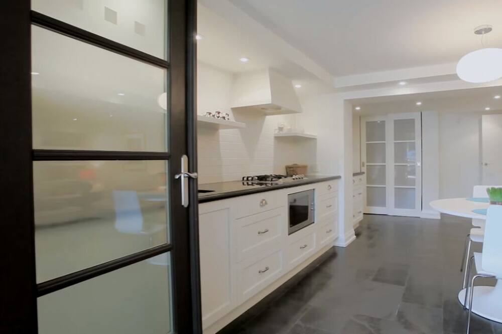 Photo of Bathroom in Mineola