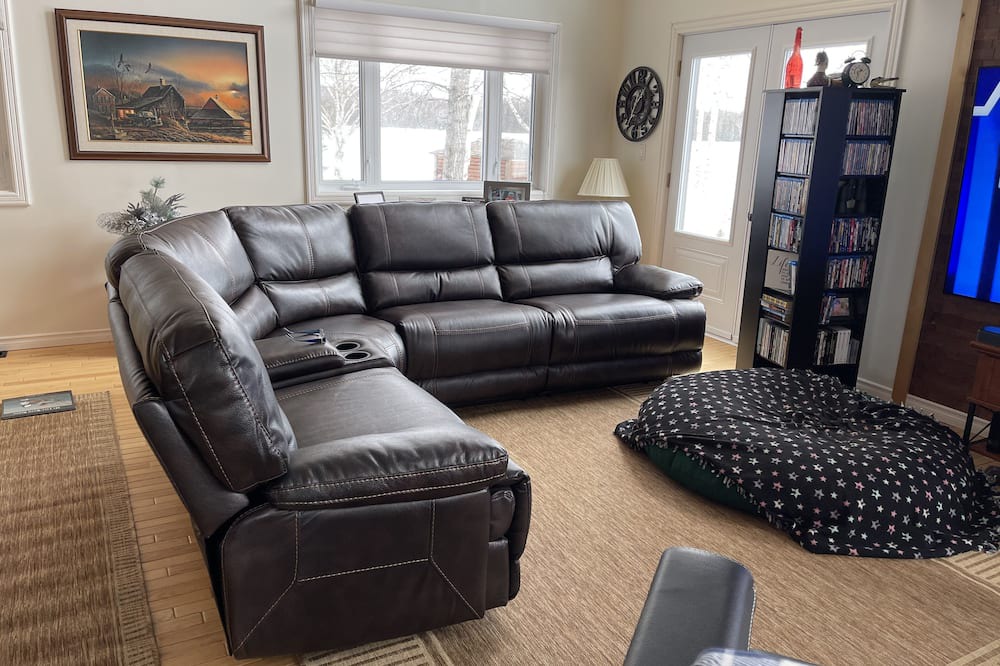 Photo of Bedroom in Temagami
