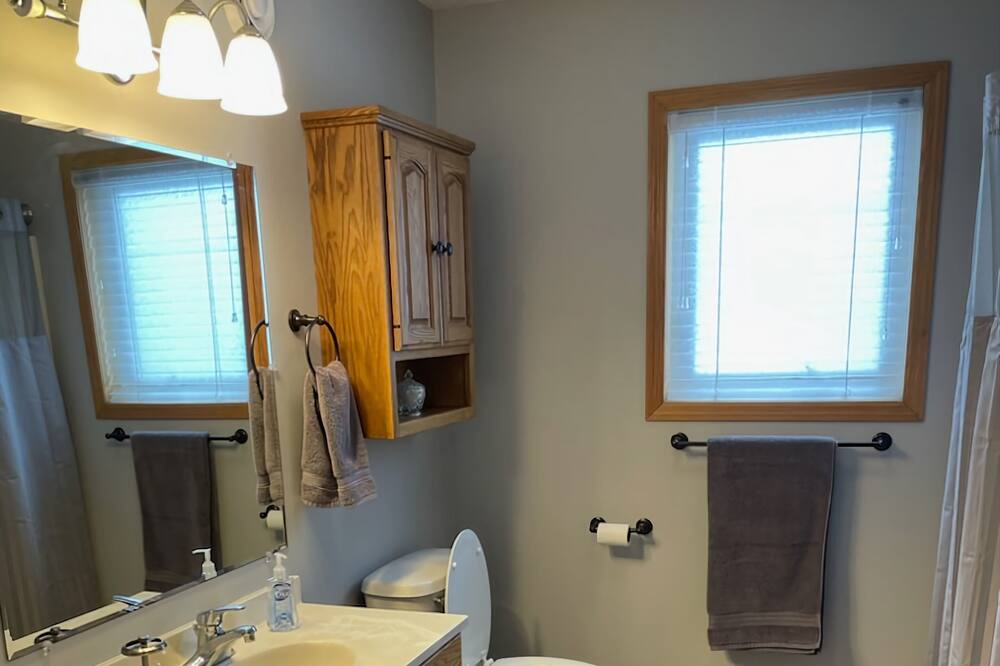 Photo of Bathroom in Detroit Lakes