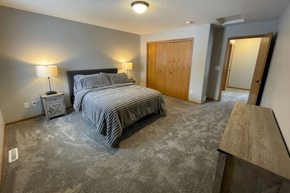 Photo of Bedroom in Detroit Lakes