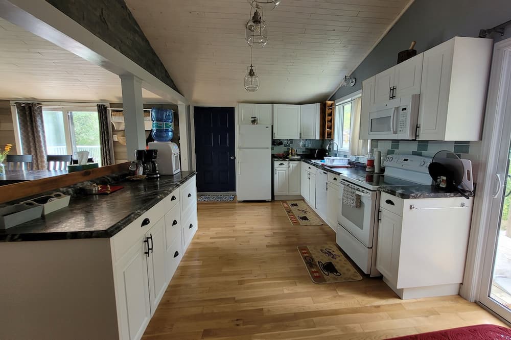 Photo of Kitchen in Victoria Road