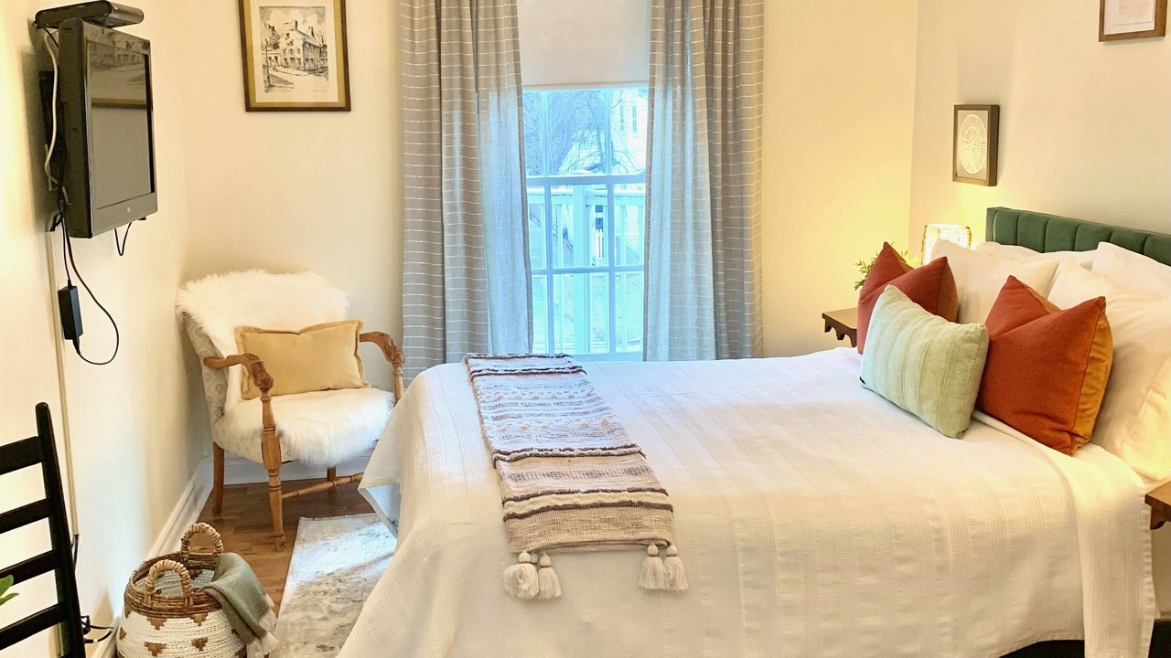 Photo of Bedroom in Old Town Historic District