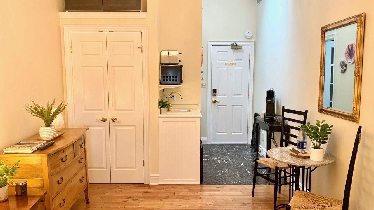 Photo of Bedroom in Old Town Historic District