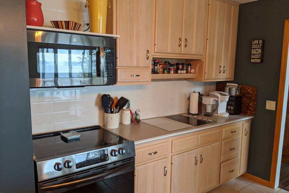 Photo of Kitchen in Madison Lake
