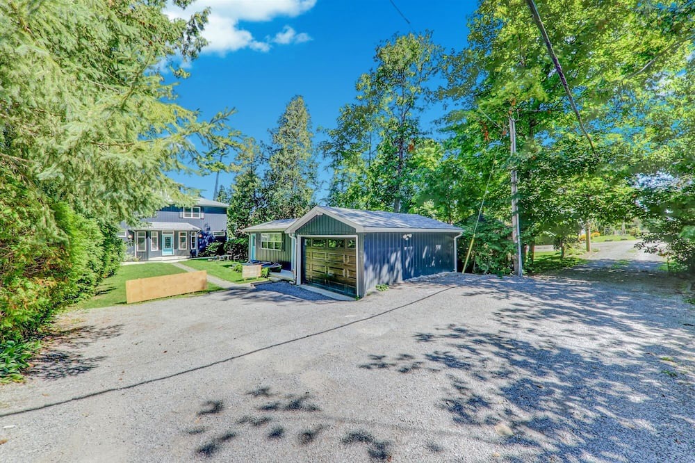 Photo of Outdoor in Rosedale