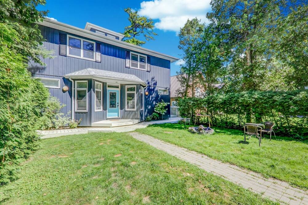 Photo of Outdoor in Rosedale
