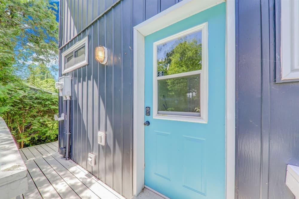 Photo of Outdoor in Rosedale