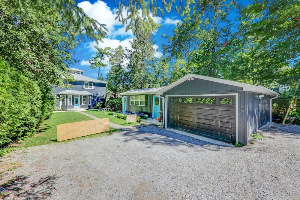 Photo of Outdoor in Rosedale
