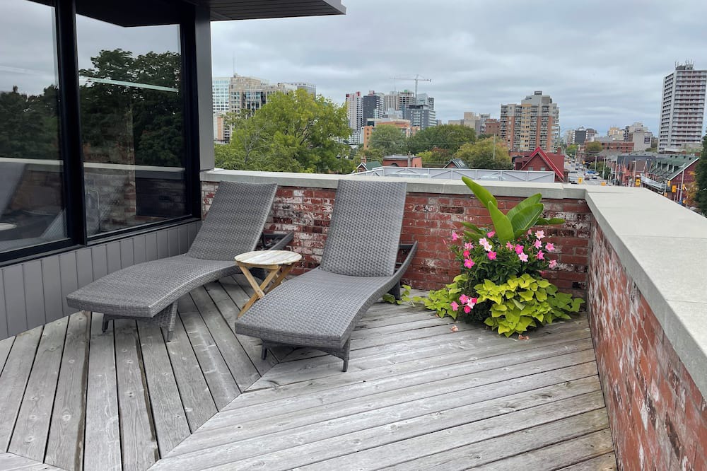 Photo of Outdoor in Centretown