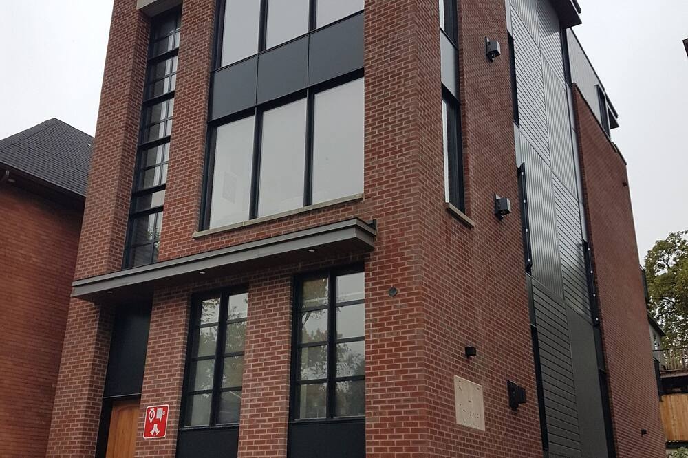 Photo of Outdoor in Centretown