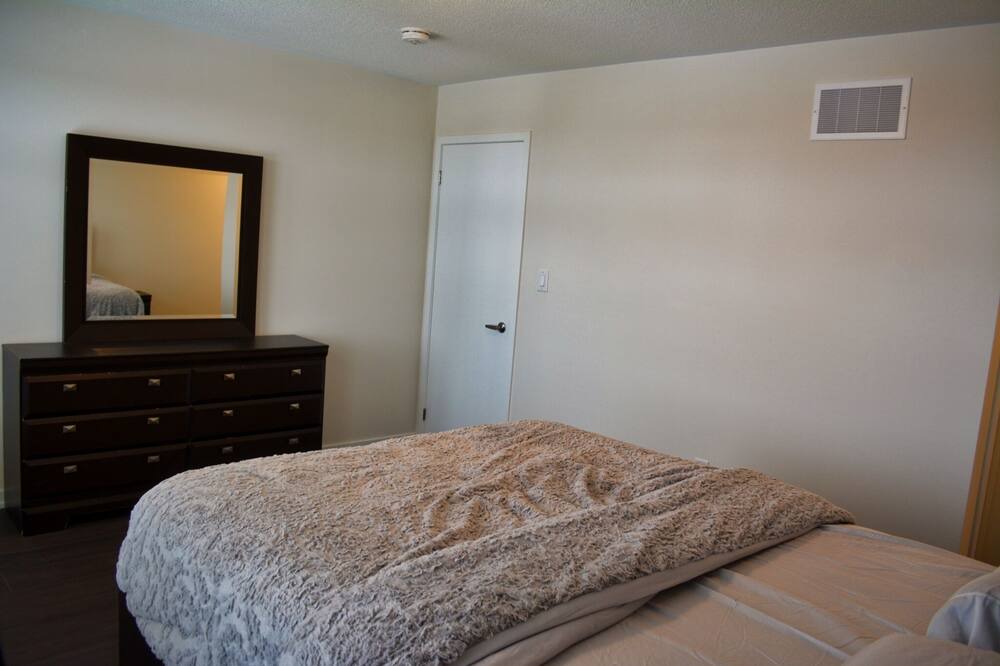 Photo of Bedroom in Courtice