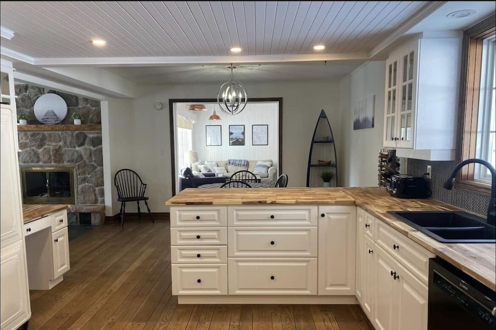 Photo of Kitchen in Port Sydney