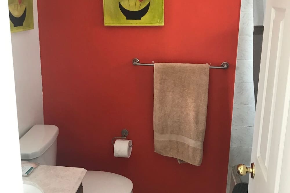 Photo of Bathroom in Elora