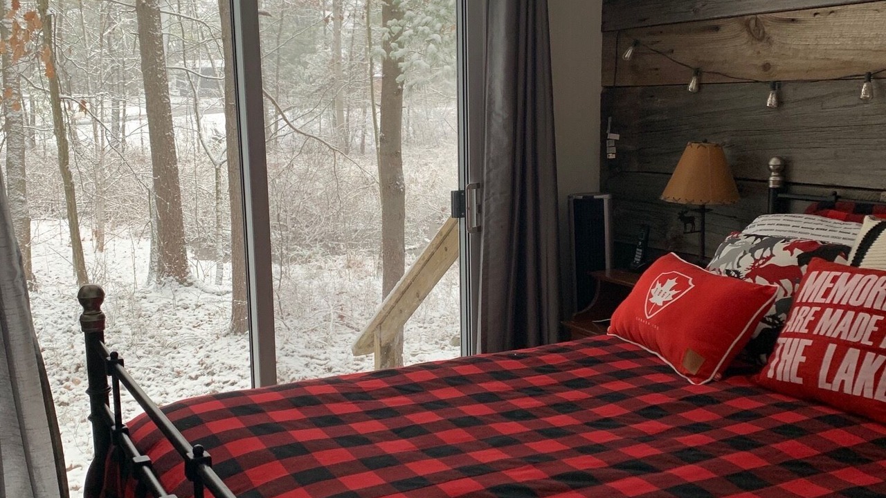 Photo of Bedroom in Trent Lakes