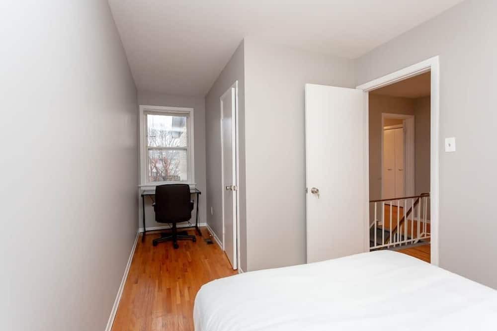Photo of Bedroom in London