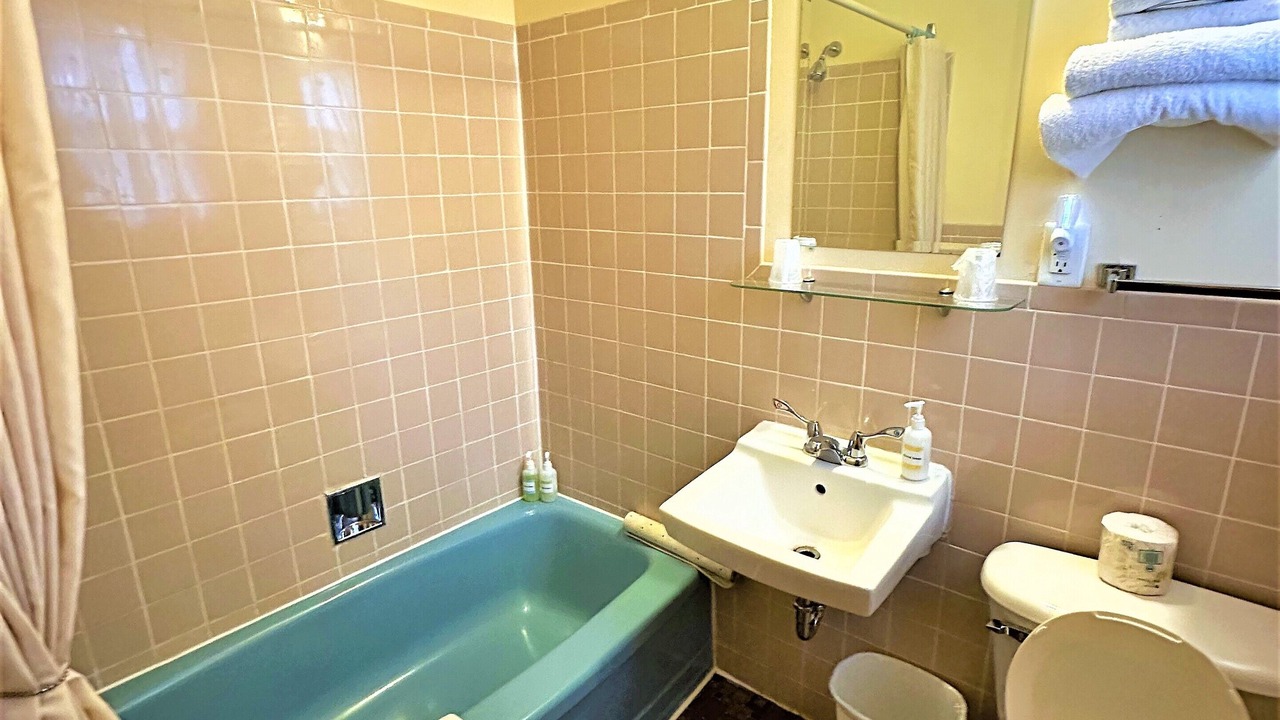 Photo of Bathroom in Algoma District