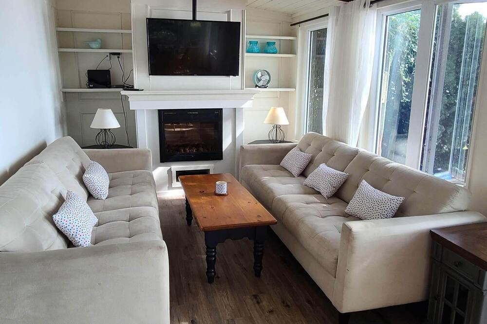 Photo of Livingroom in Selkirk