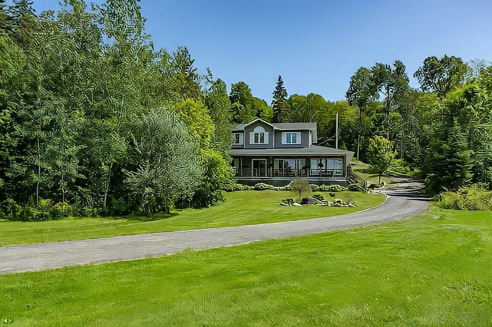 Photo of Outdoor in Katrine